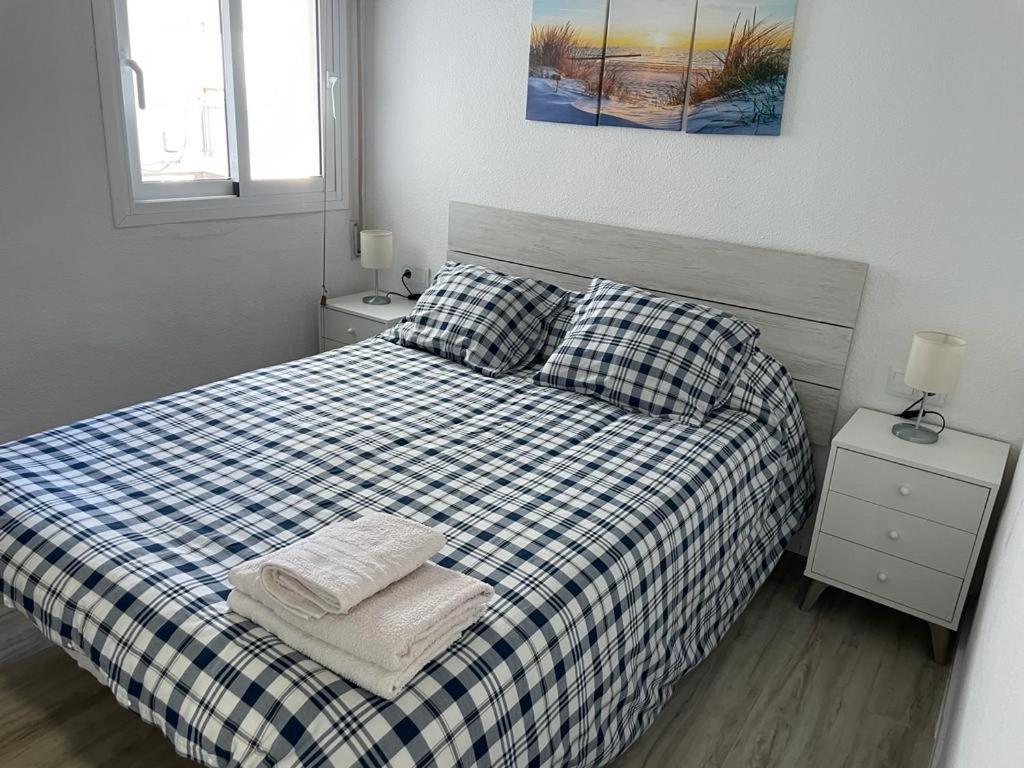 Apartamento En Complejo Residencial Con Piscina Y Garaje Frente Al Mar Valencia Bagian luar foto